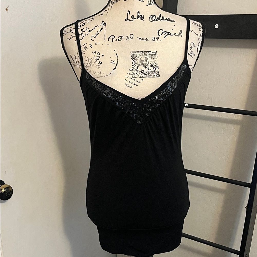 Y2K Forever 21 Black Sequin V-Neck Pullover Top 2000’s Event Party